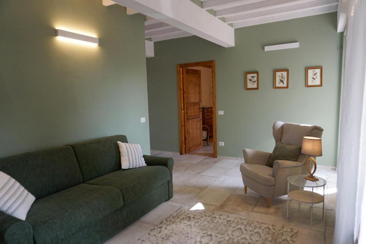 Cheloni Farm stay *